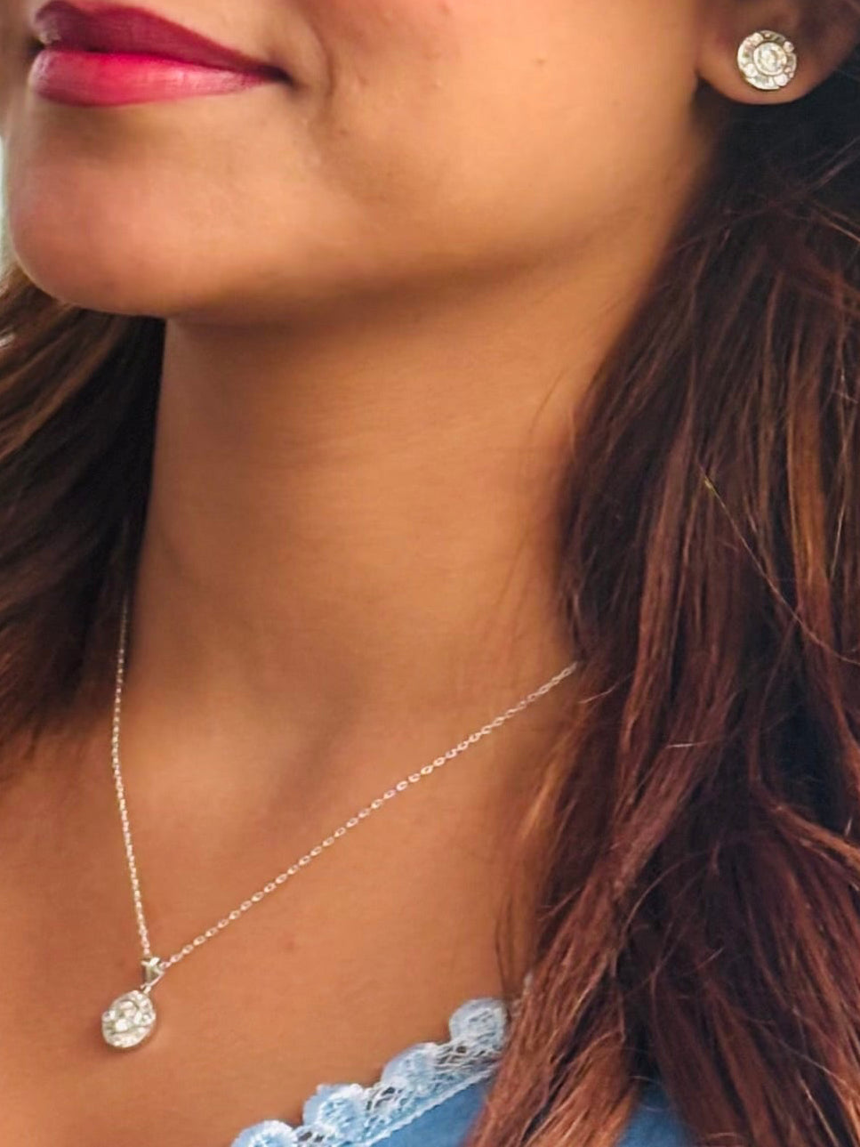 Circle stones pendant set