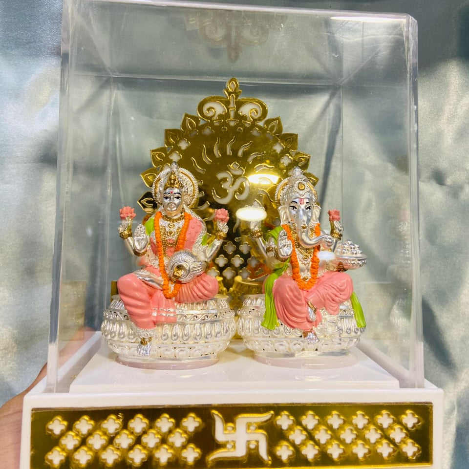 Silver Lakshmi Ganesh Idol with Acrylic Case – 92.5 Silver