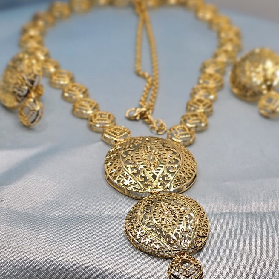 Necklace with Gold Polish