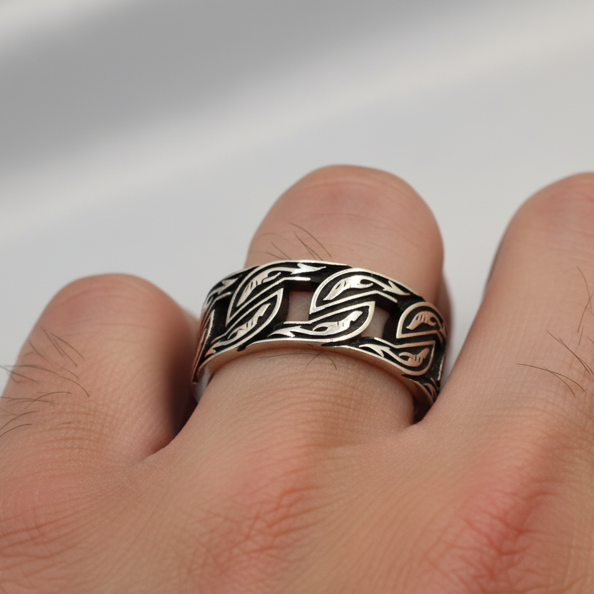Tribal Leaf Pattern Ring