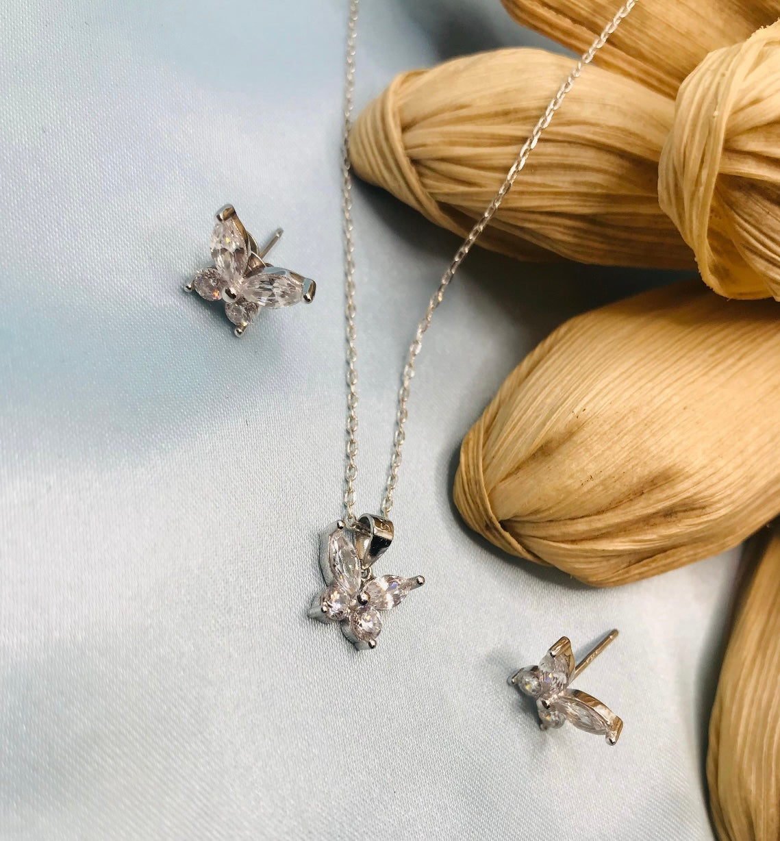 Butterfly pendant set 