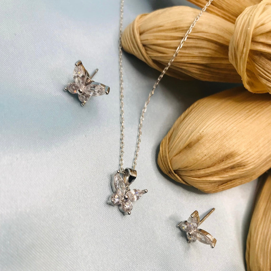 Butterfly pendant set 