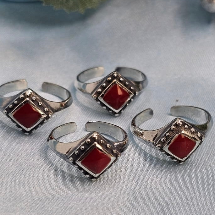 Red stone toe ring
