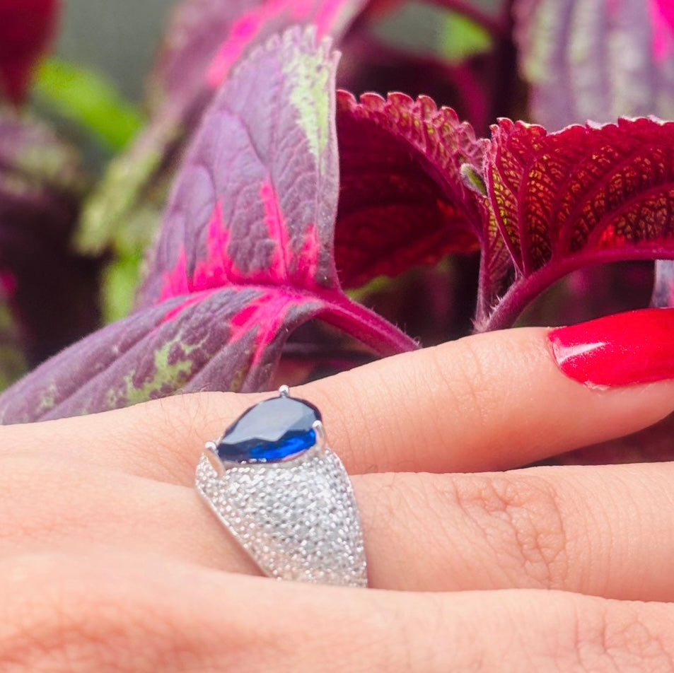 Blue stone ring