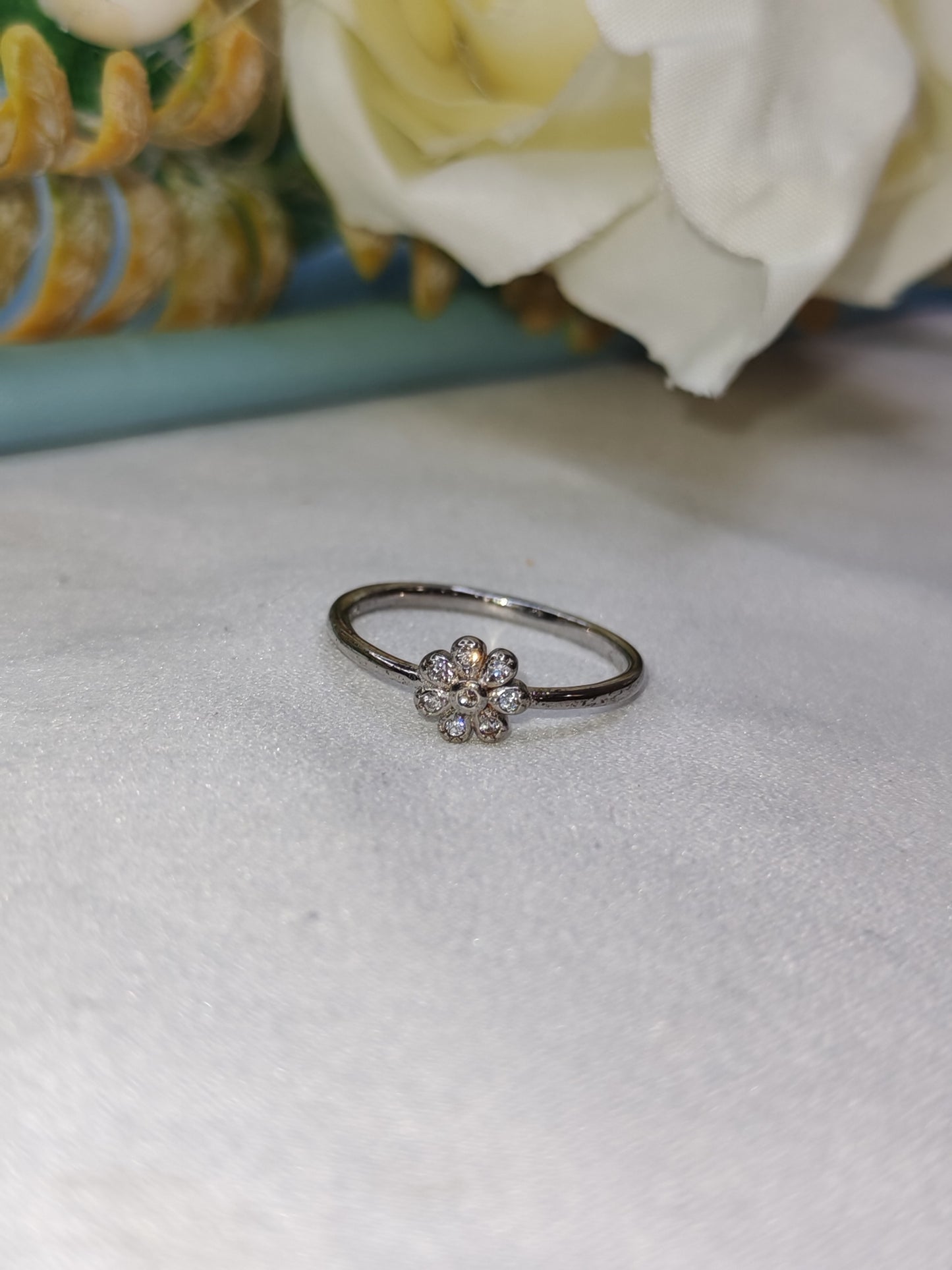 Lil Flower Ring