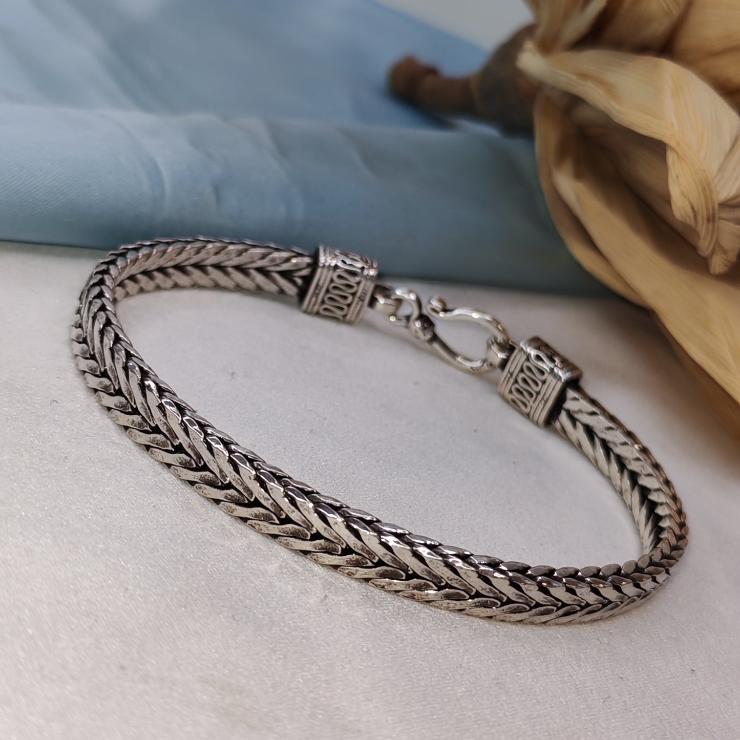 Criss cross Bracelet