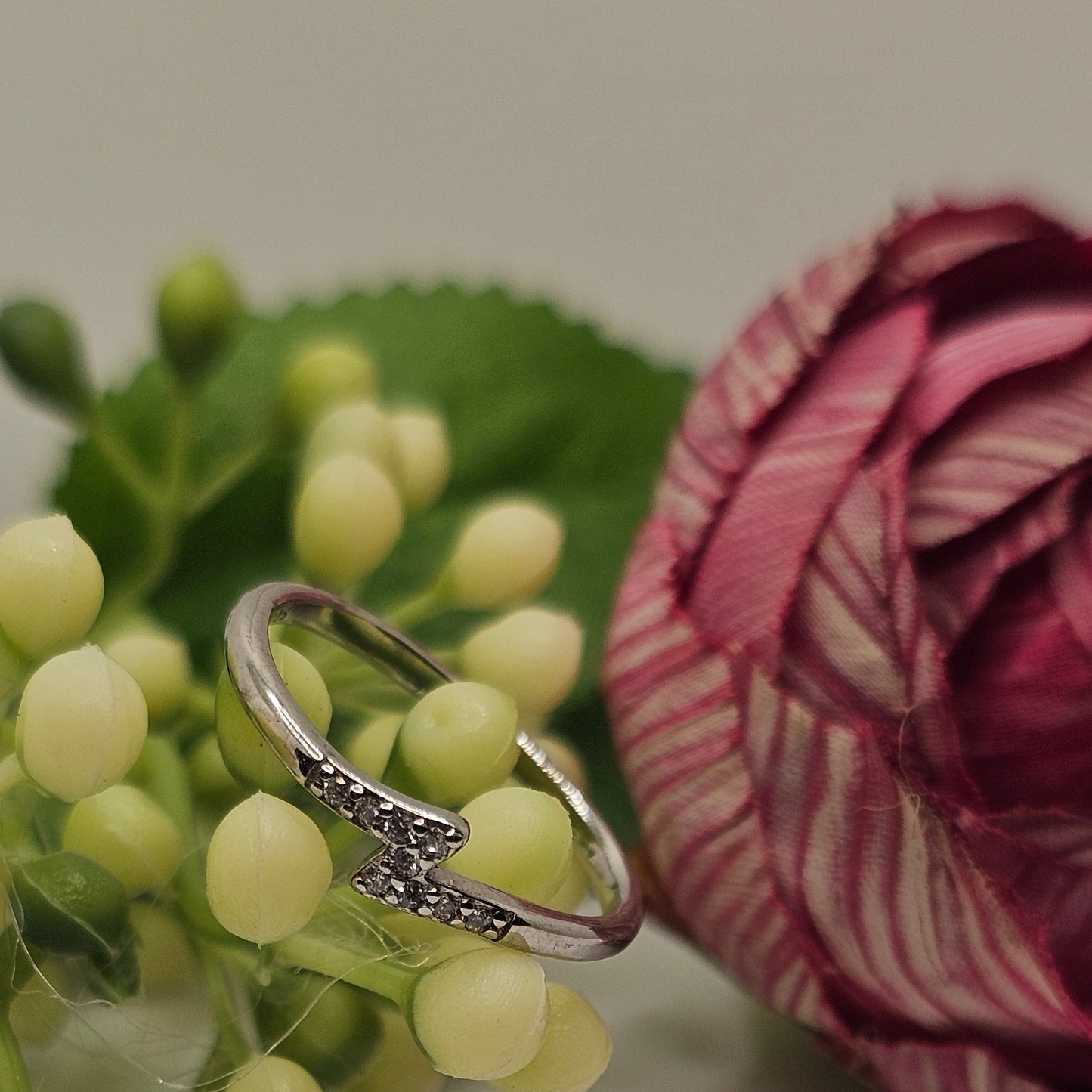 cross circle ring