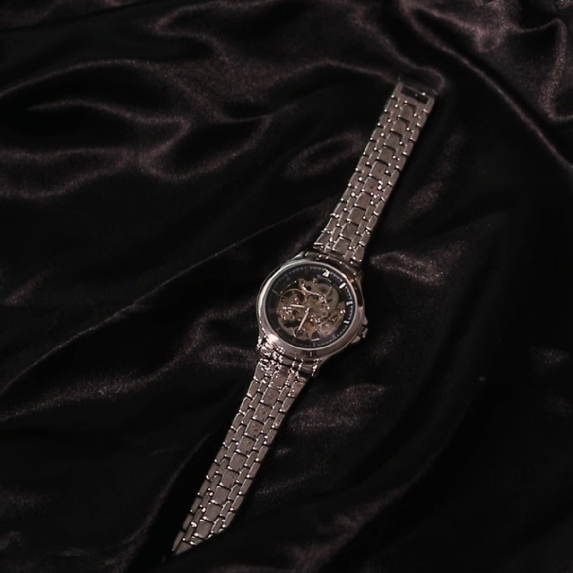 Silver watch men