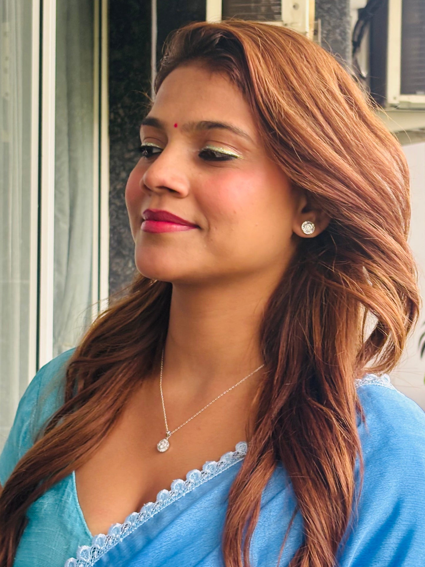 Circle stones pendant set