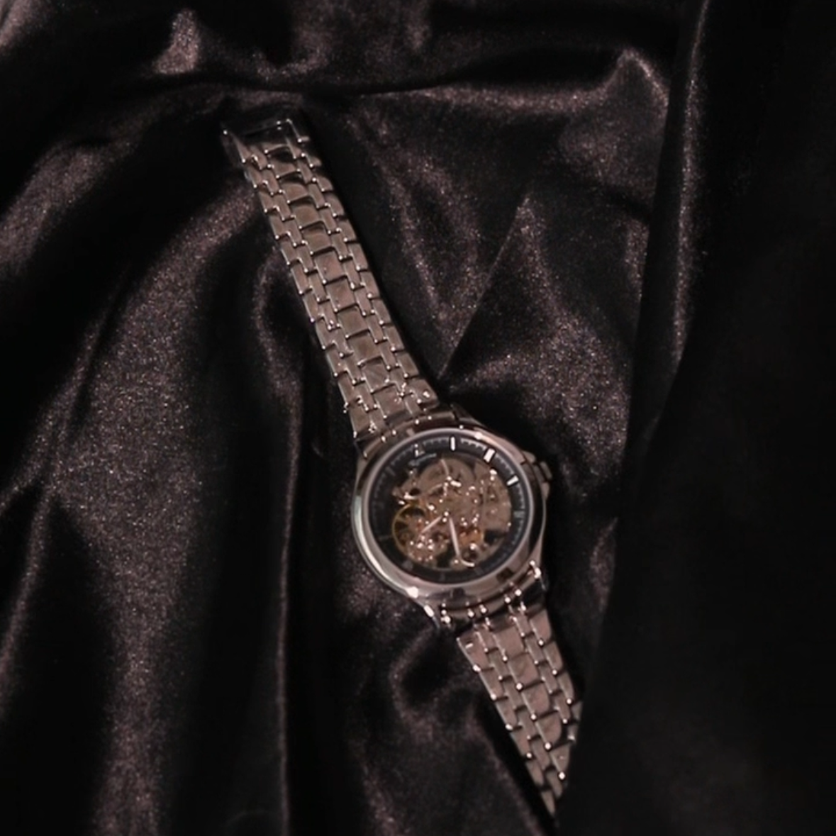 Silver watch men