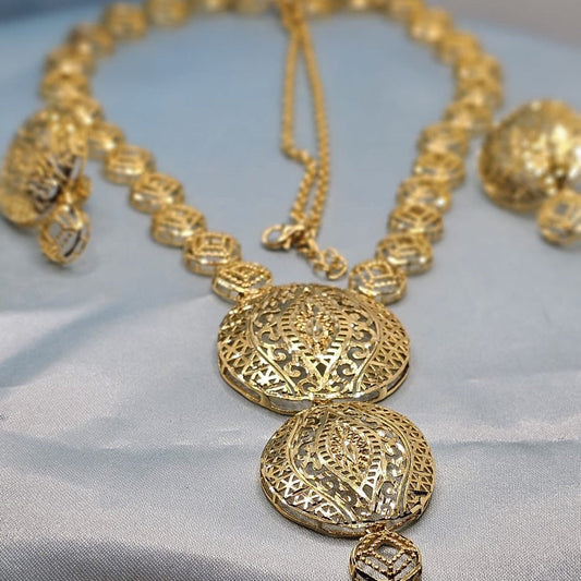 Necklace with Gold Polish