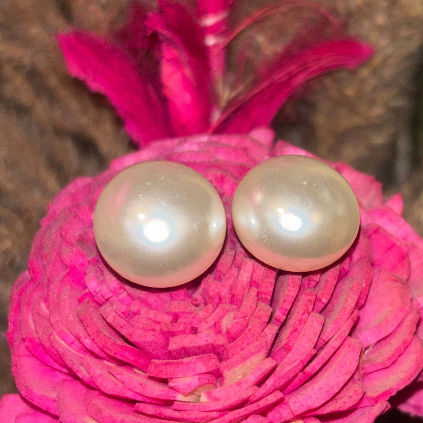 Big pearl earrings