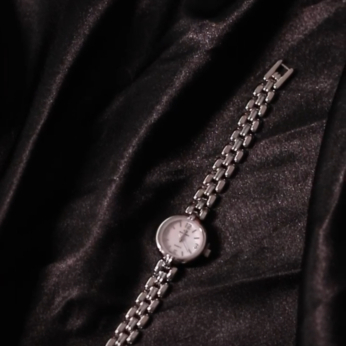Silver watch women