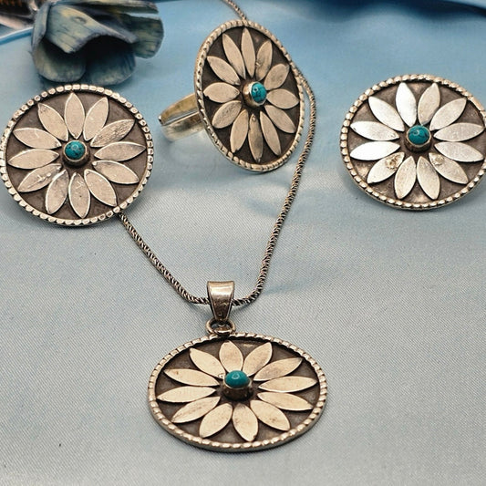 Floral Oxidized Pendant Set