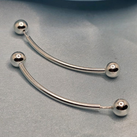 Minimal Dot Curve Earrings