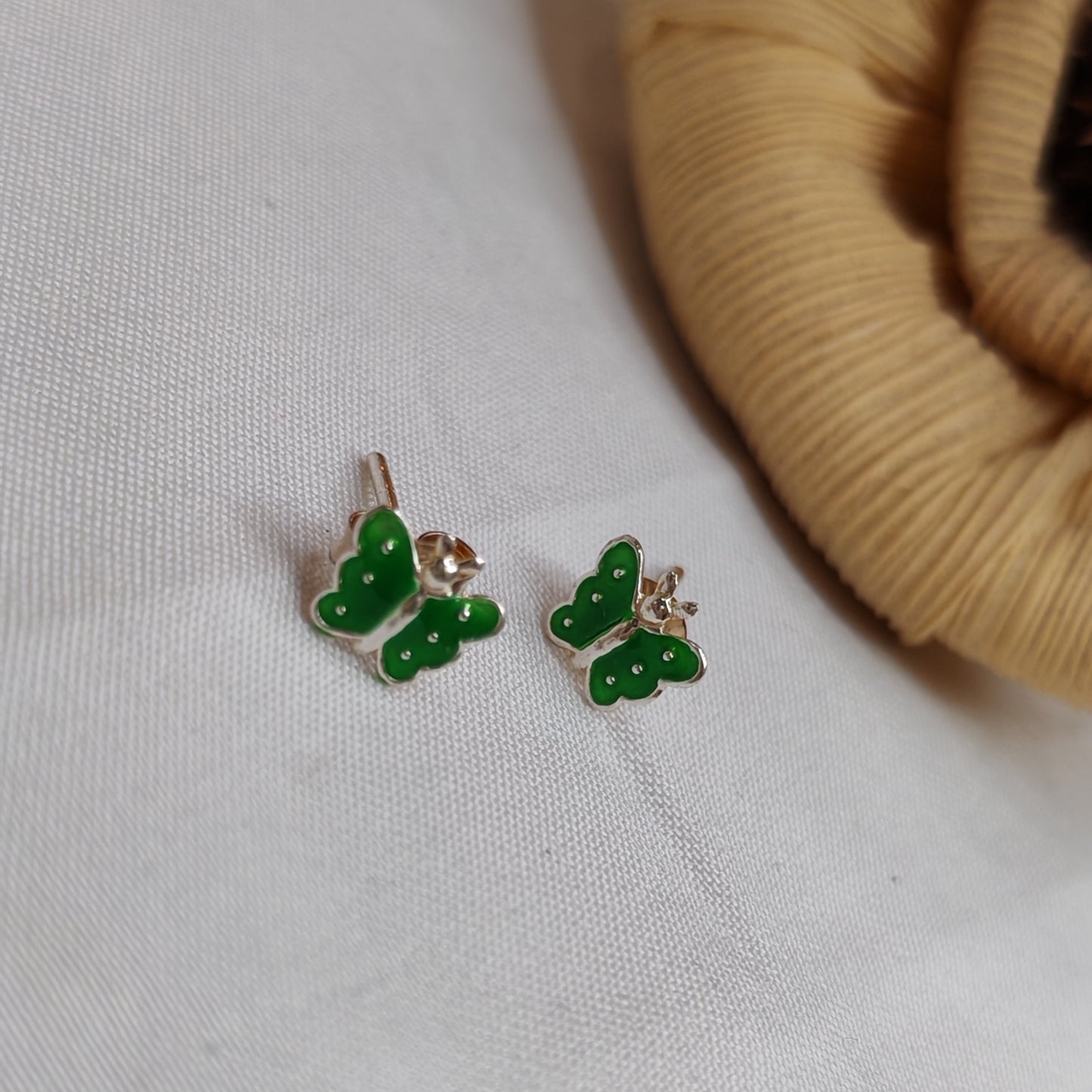 Baby green butterfly tops