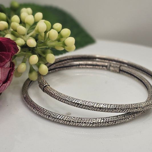 Carved Bangle Set of 2