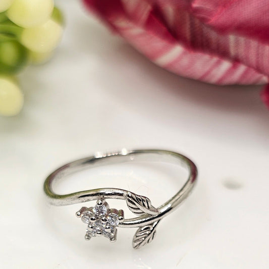 Flower with petal ring