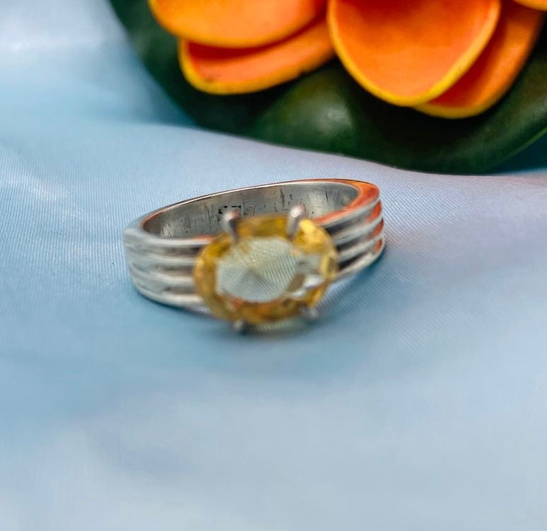 Single Yellow stone ring