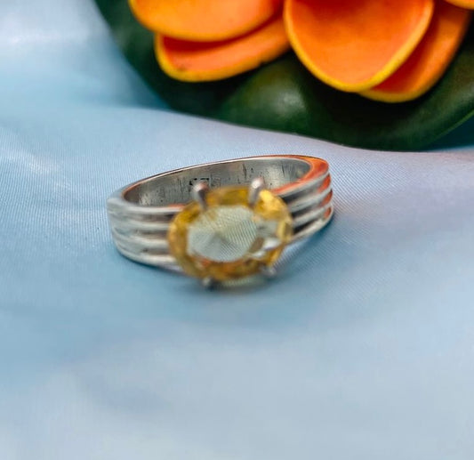 Single Yellow stone ring