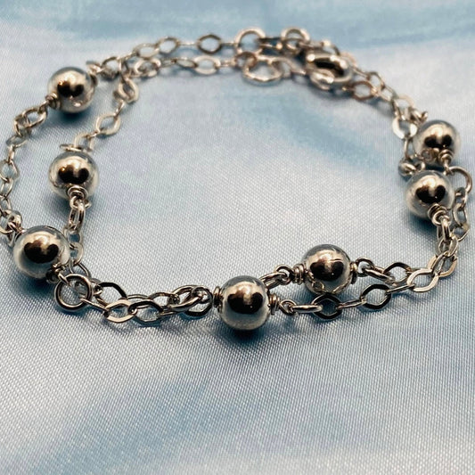 Light chain silver bracelet