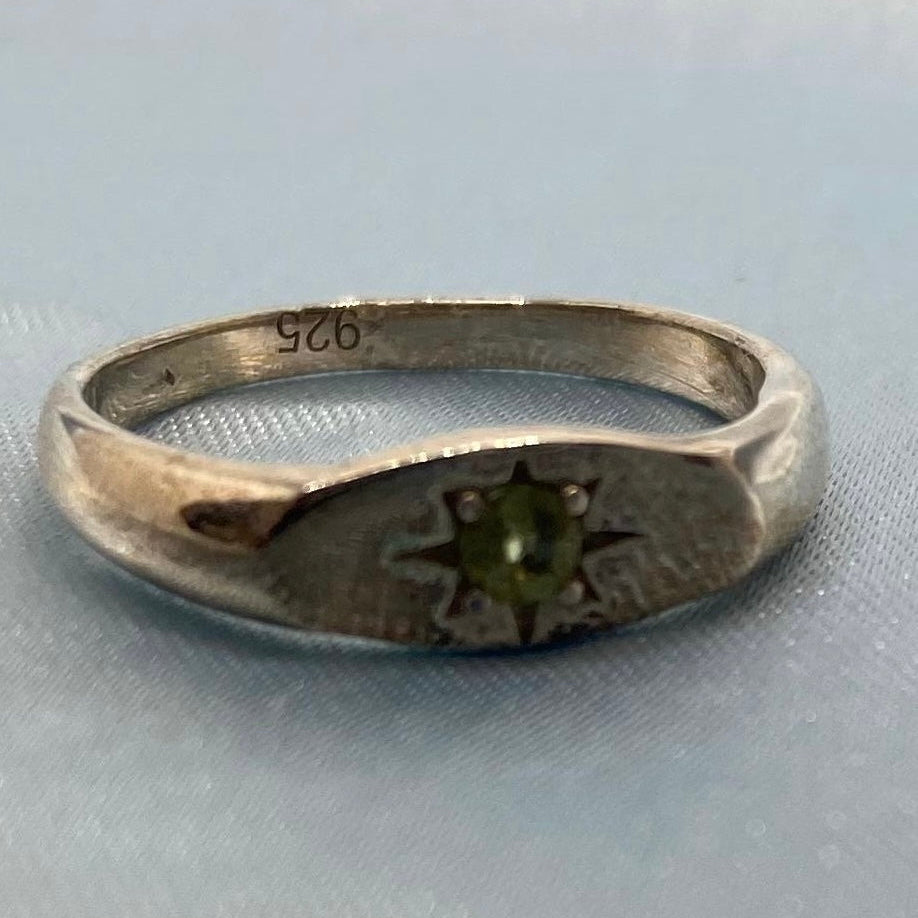 star stone ring