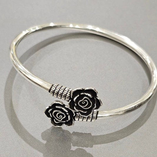 Two rose bracelet
