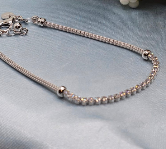 Tiny stones and rope bracelet