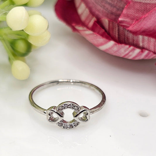 Heart circle ring