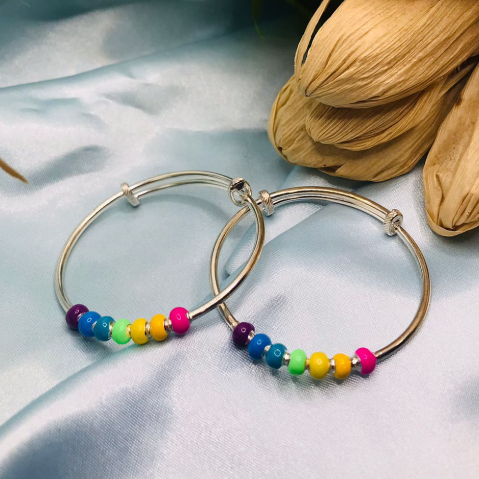 Multi colour beds kada