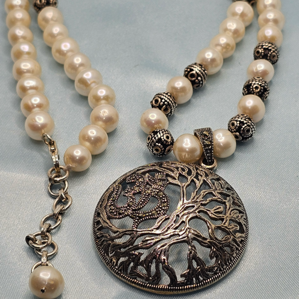 Tree of life om pendant necklace with real pearl chain