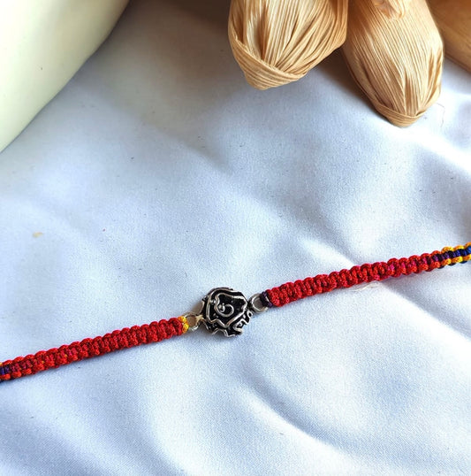 Rose rakhi