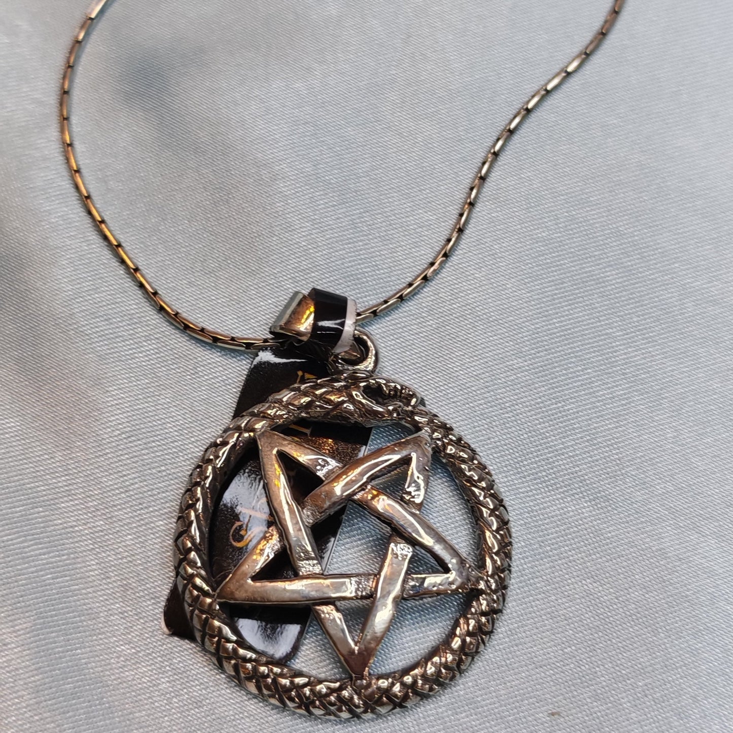 Shining star pendant