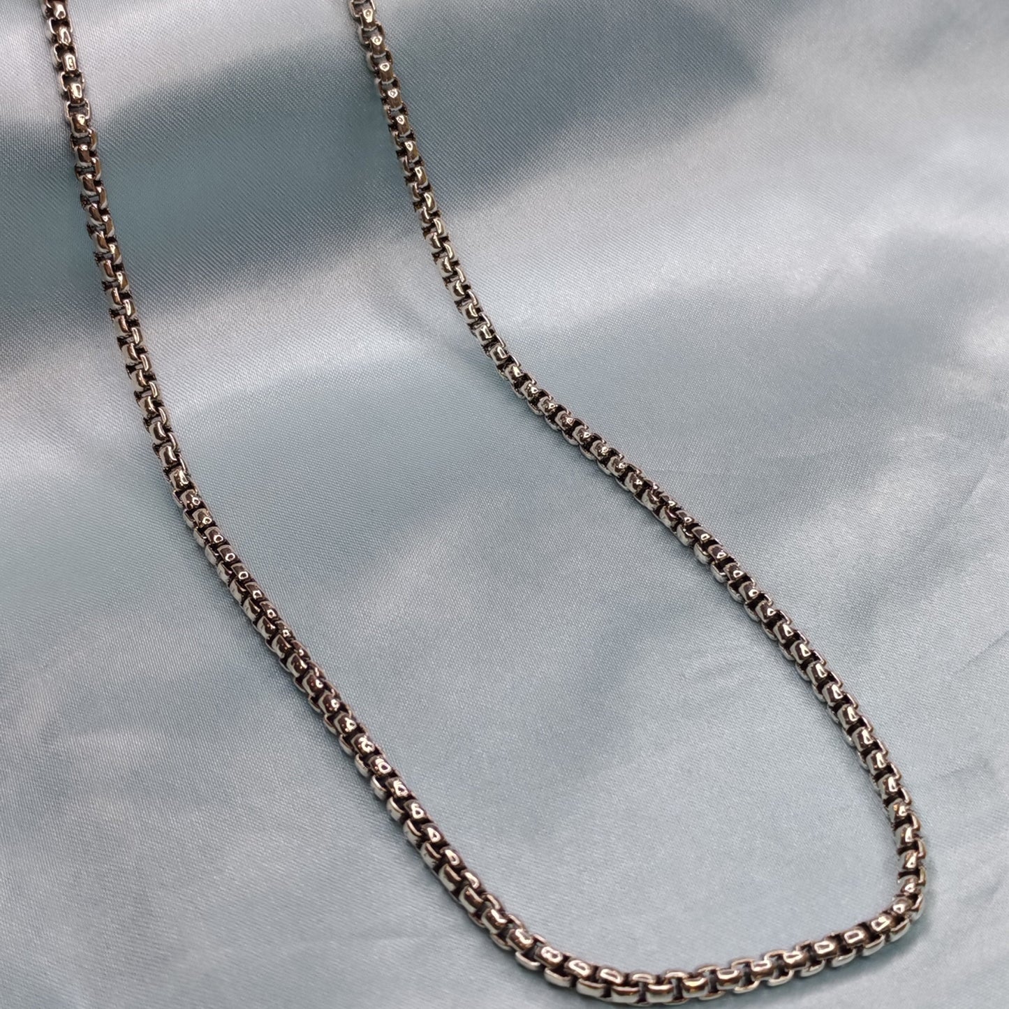 Shubh Weave chain