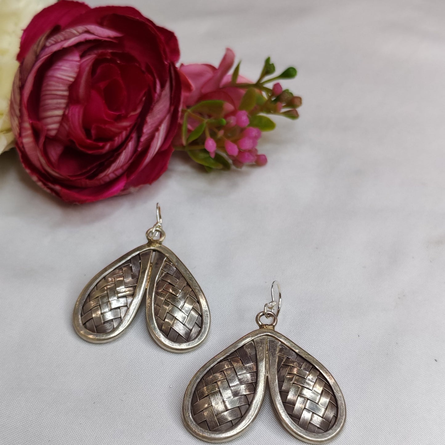 Heart shape earring