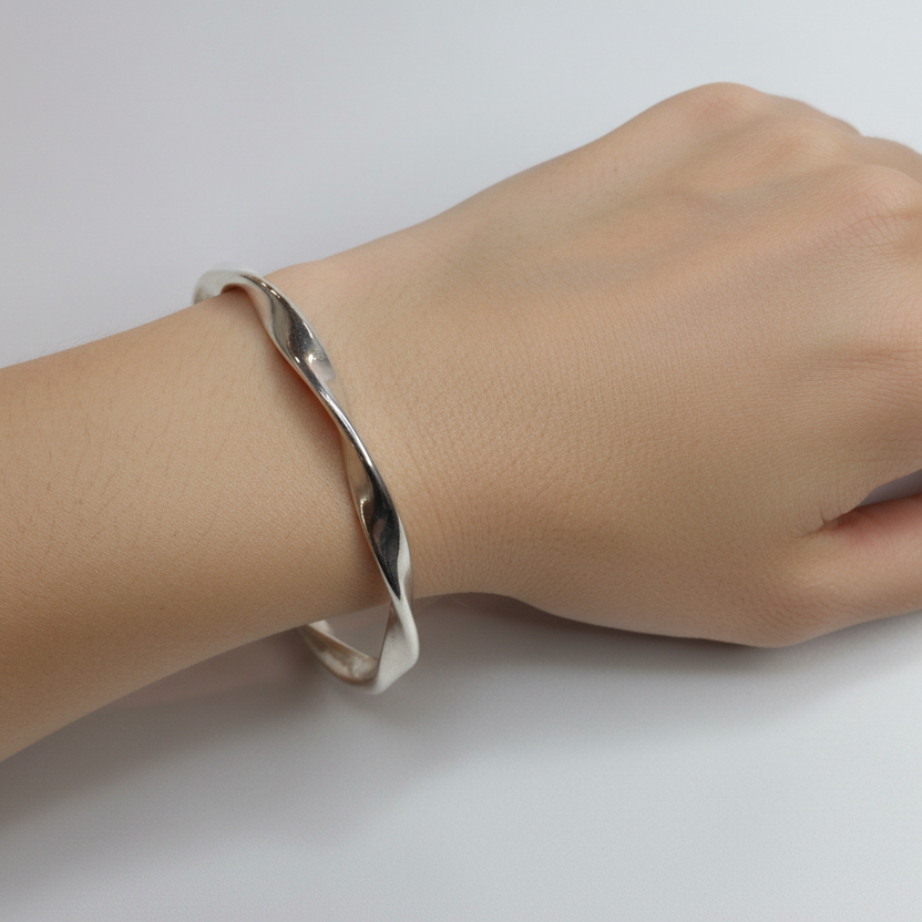 Twisted Bangle
