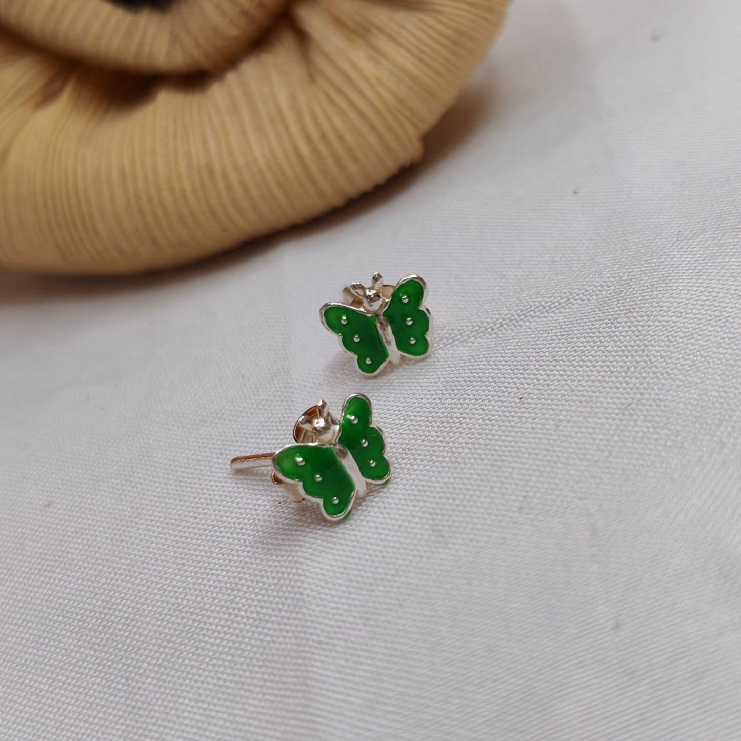 Baby green butterfly tops