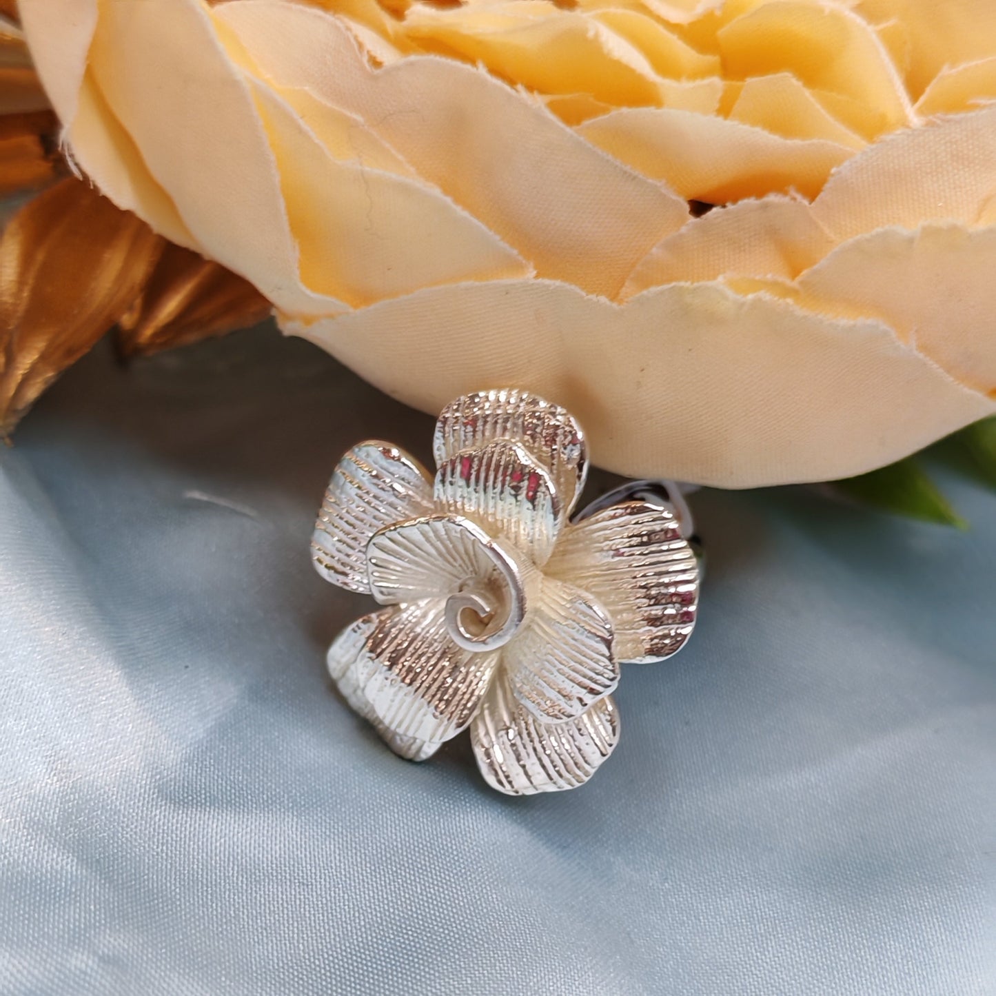 Flower Ring 1