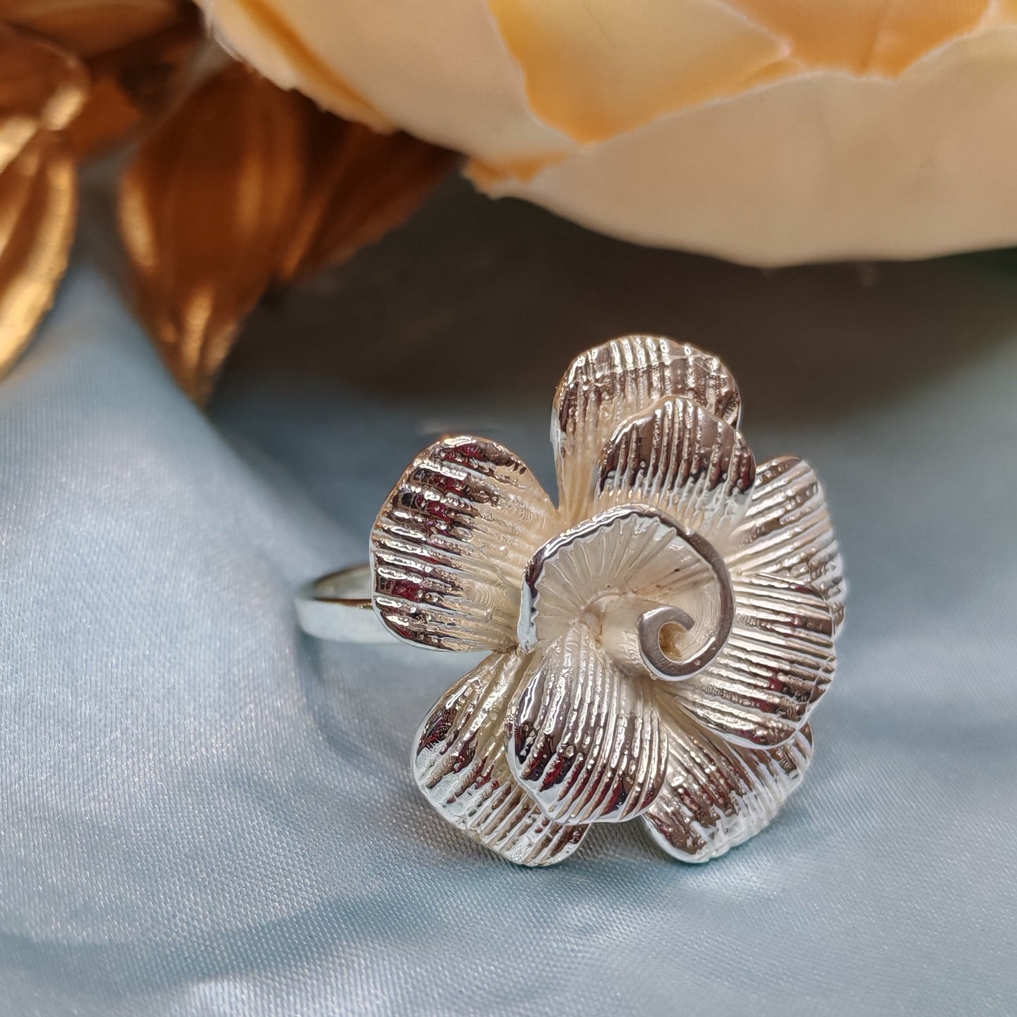 Flower Ring 1