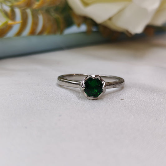 Green stone Ring