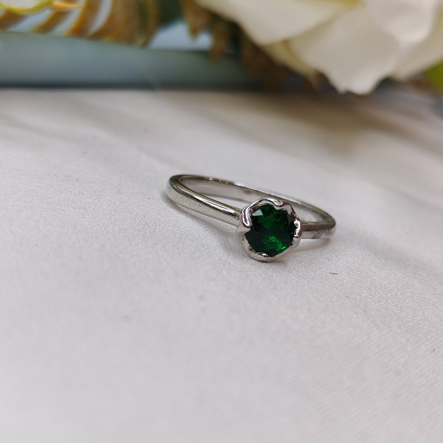 Green stone Ring
