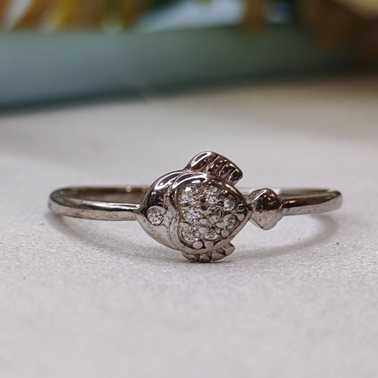 Lil fish ring