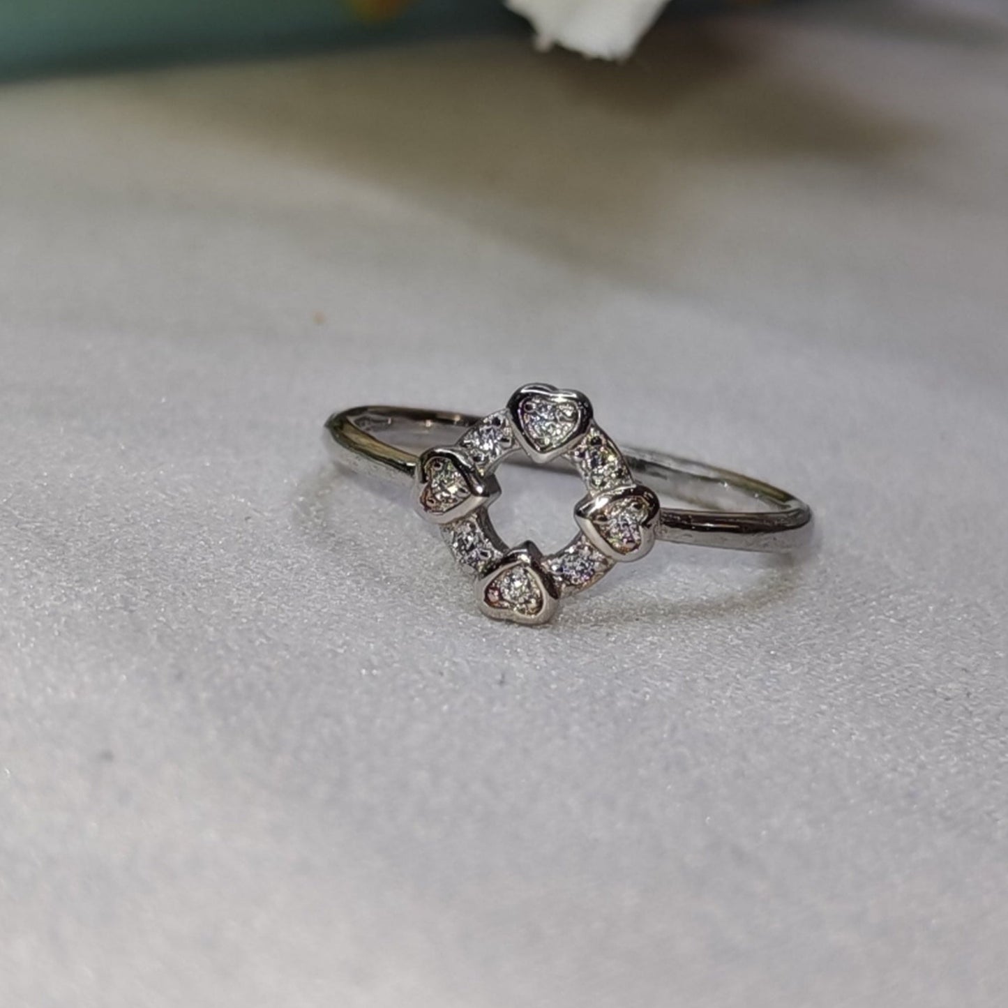 4 heart ring