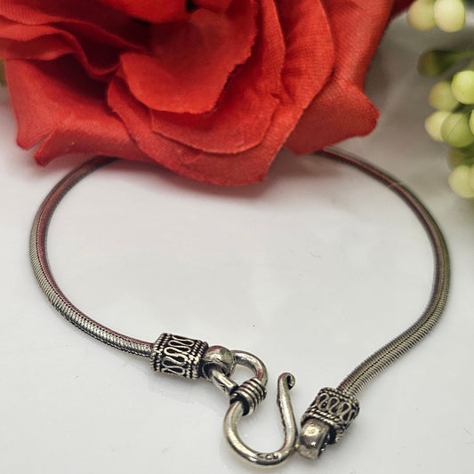 Sleek Bracelet